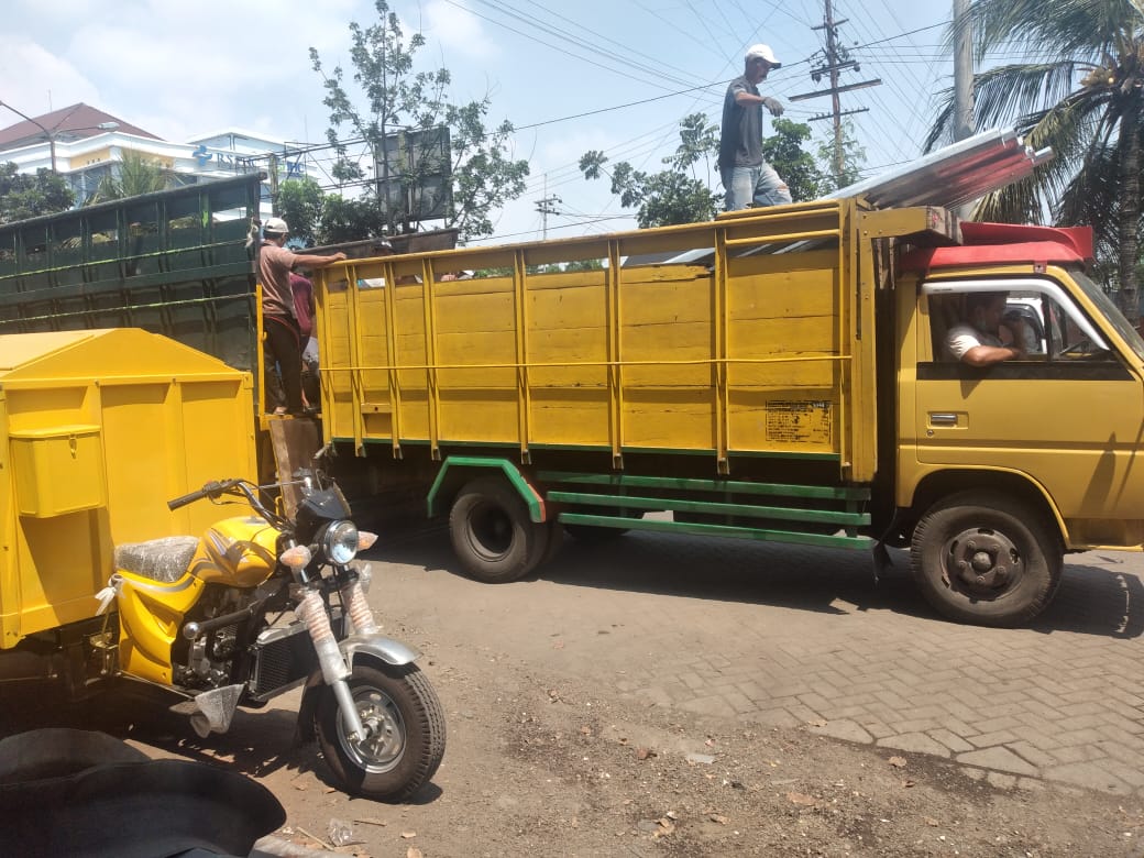 ekspedisi surabaya bontang - Cargo tiba di Tanjung Redeb (Berau) dengan selamat